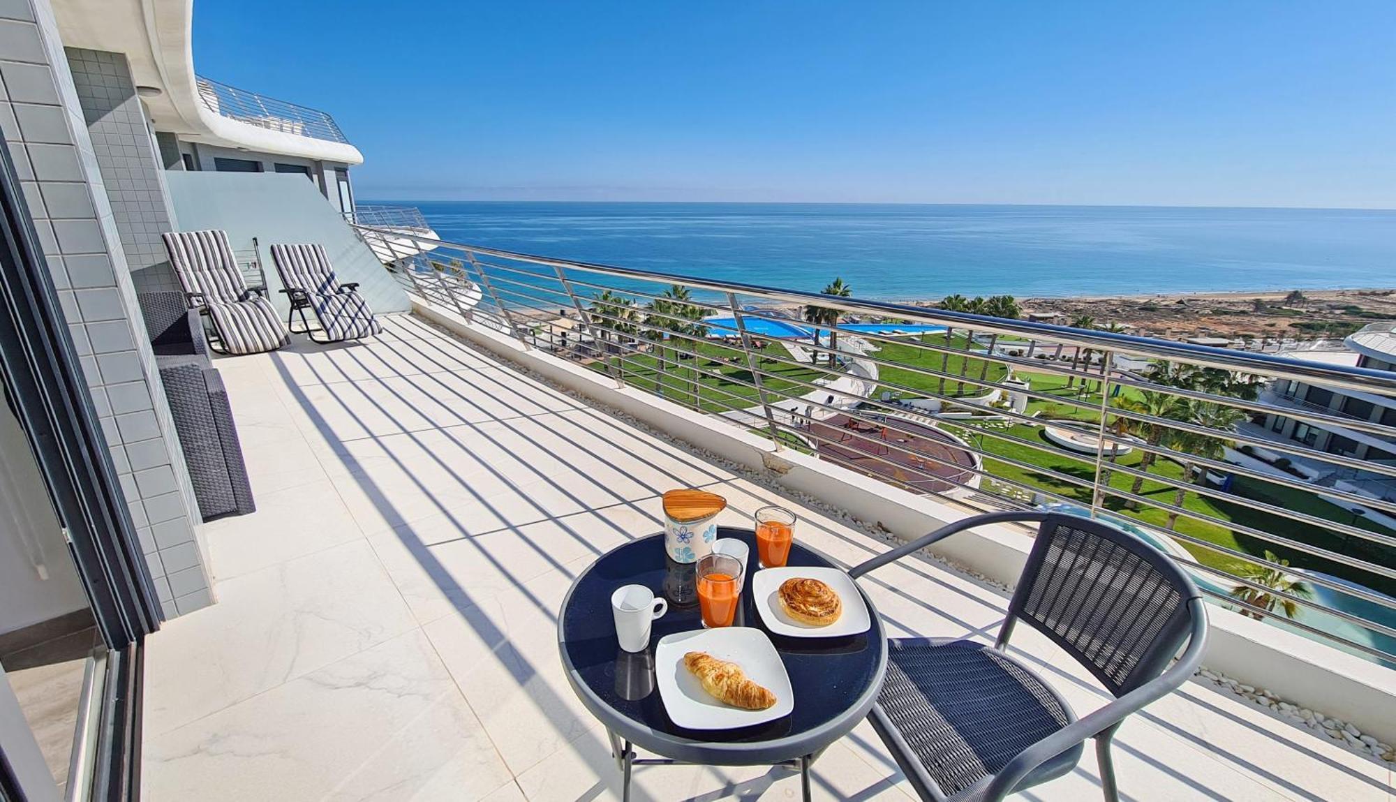 Infinity View Penthouses By Nras アレナレス・デル・ソル 部屋 写真