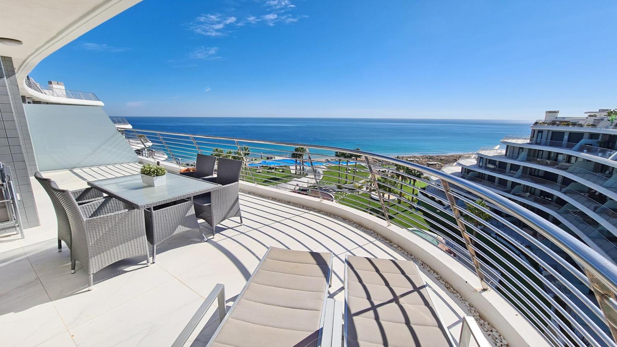 Infinity View Penthouses By Nras アレナレス・デル・ソル 部屋 写真