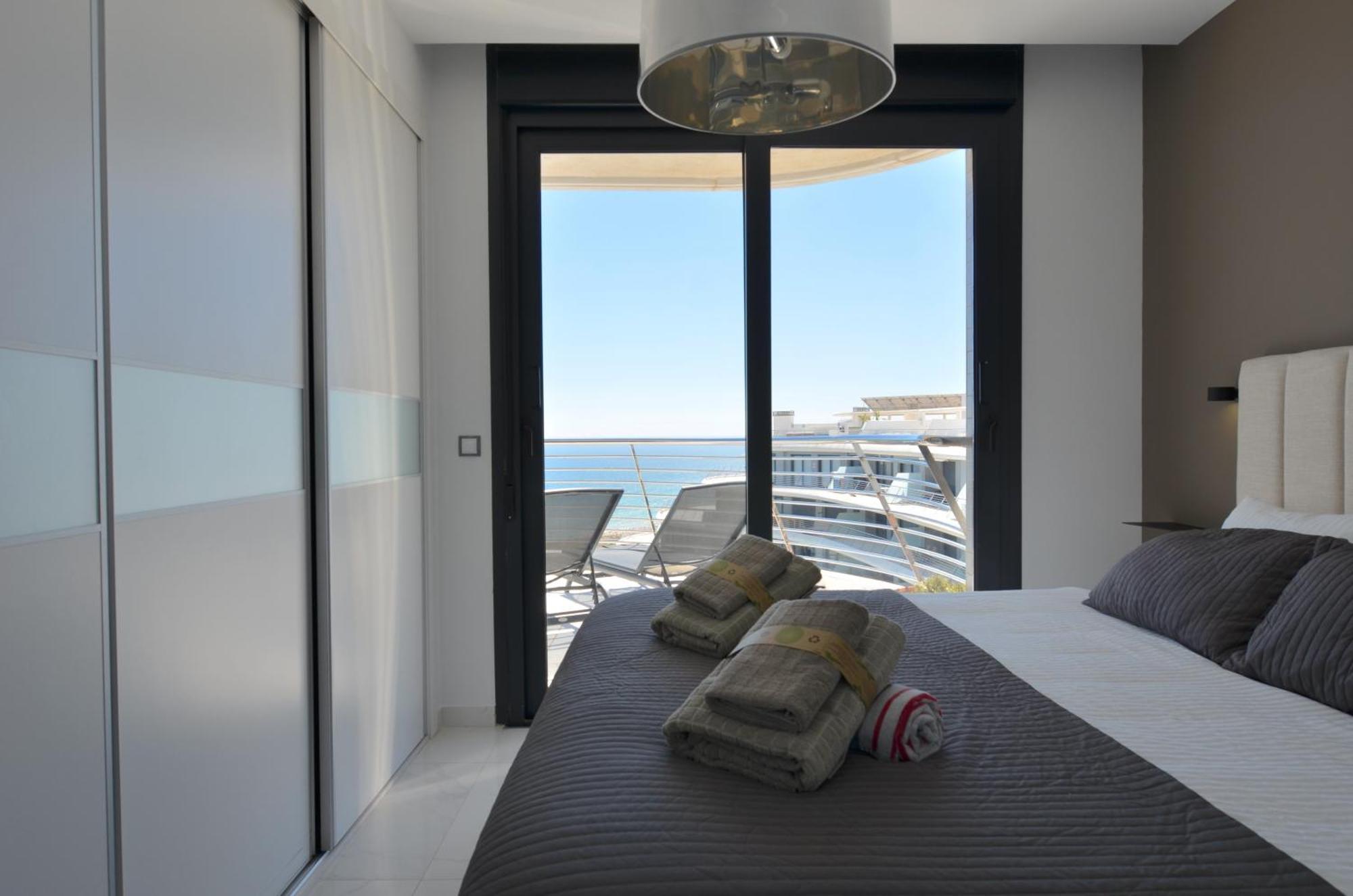 Infinity View Penthouses By Nras アレナレス・デル・ソル 部屋 写真